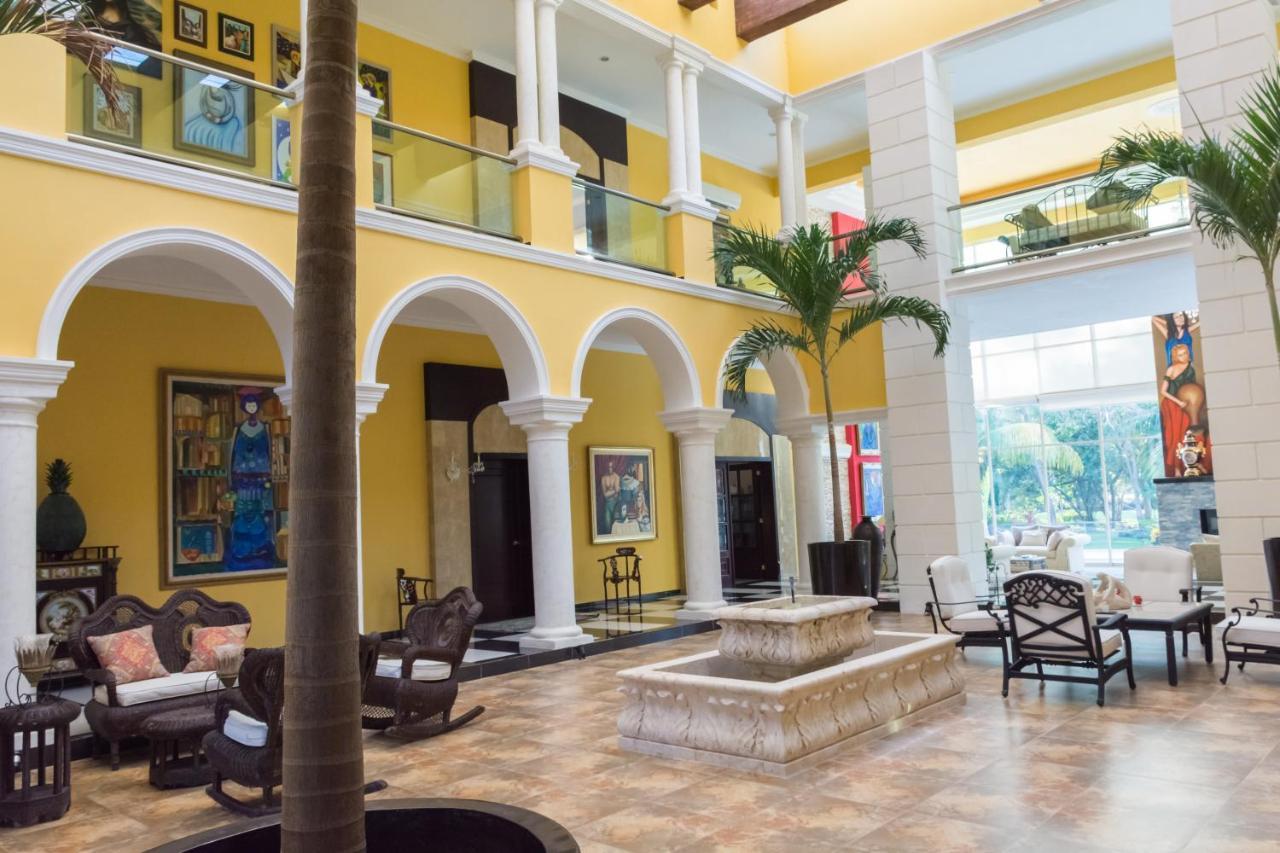 Hotel Boutique Mansion La Ceiba Mérida Exteriör bild