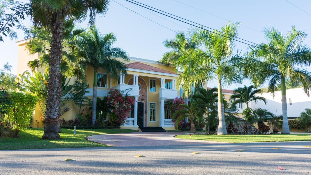 Hotel Boutique Mansion La Ceiba Mérida Exteriör bild